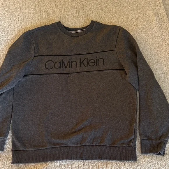 Calvin Klein Men's Gray Charcoal Crewneck Pullover Hoodie Size Small Black Logo - Picture 2 of 5